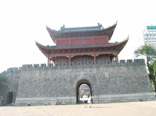 Dongting Holiday Hostel Yueyang Ancient Tower Scenic Area - Photo2