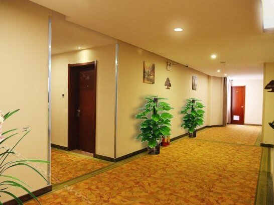 GreenTree Inn Guangxi Yulin Jincheng Commercial Building Shell Hotel - Photo4