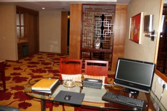 Wuzhou International Hotel Yulin - Photo2