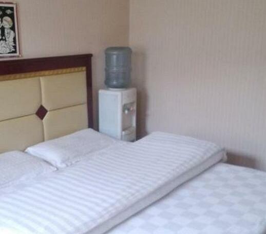 Yulin Jinhong Hotel - Photo2