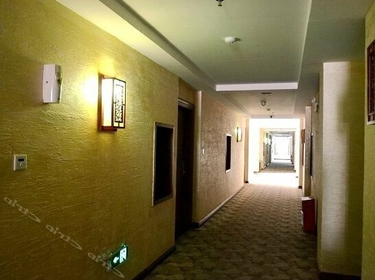 Luoding Jiari Hotel - Photo2