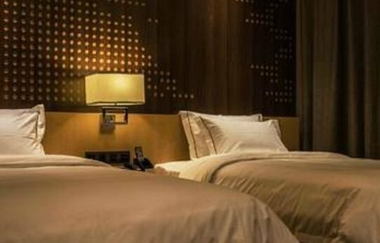 Star Nest Hotel - Photo4