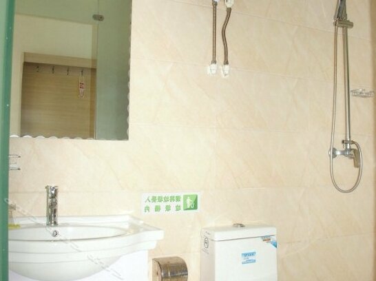 Golden Phoenix Business Hotel - Photo5