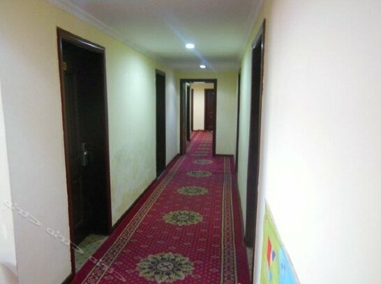 Zaozhuang Baoping Business Hotel - Photo3