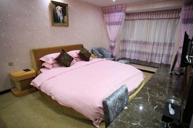 Huahan Hotel