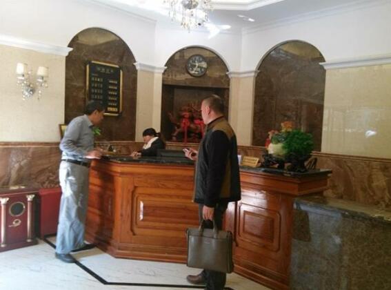 Qianshuiwan Business Hotel - Photo2