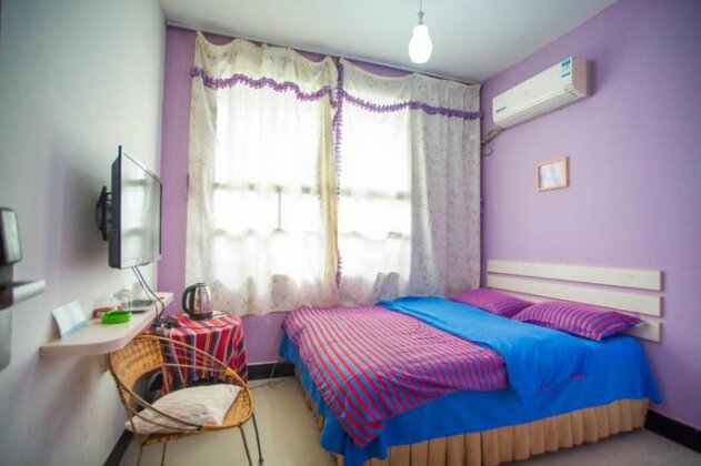 Wheat Guesthouse Near Coach and Train Station and Tianmen Mountain - Photo2