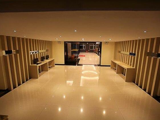 Huating Hotel Zhangjiakou - Photo2