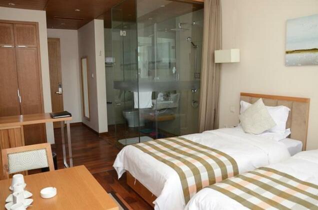 Tang India Sea Spray Suites Hotel - Photo2