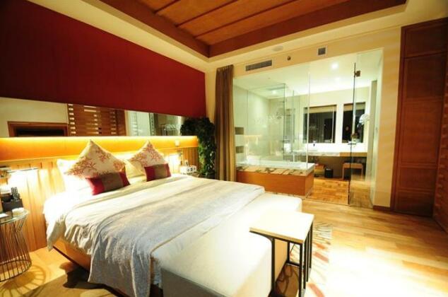 Tang India Sea Spray Suites Hotel - Photo4