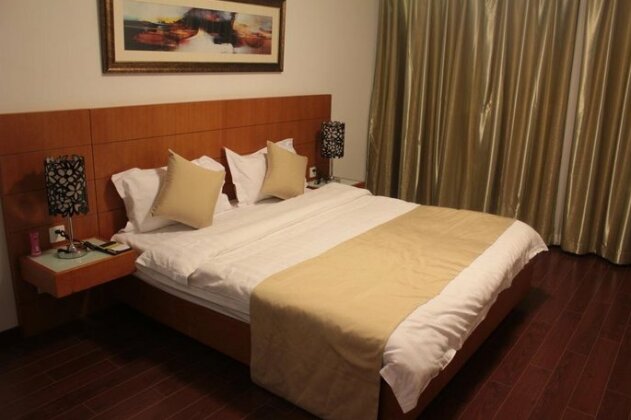 Tang India Sea Spray Suites Hotel - Photo5