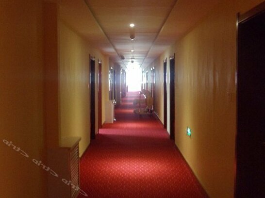 Changming Hotel - Photo2