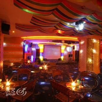 Hua Chen International Hotel - Photo2