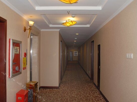 Dragon River Hotel - Photo2