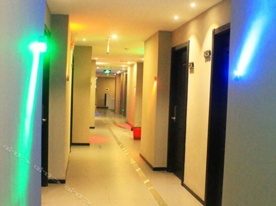 Dushi Jiayuan Hot Spring Hotel - Photo4