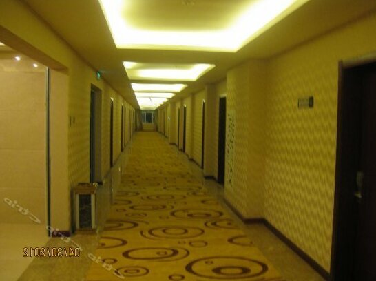 Xintaihe Hotel - Photo2