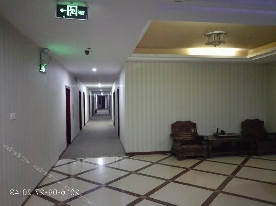 Jinfeng Business Hotel Zhanjiang - Photo4