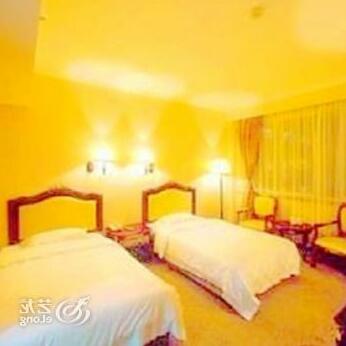 Baiyun Hotel Zhaotong County - Photo4
