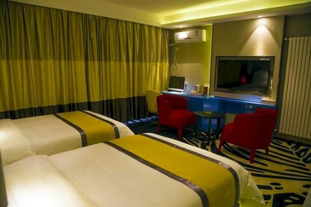 Hugo City Hotel - Photo5