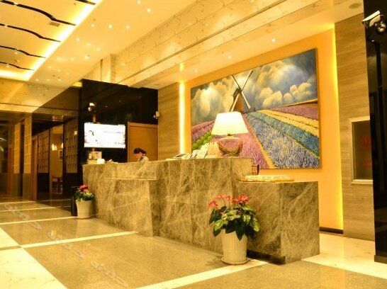 Lavande Hotel Zhengzhou High-tech Zone Kexue Avenue - Photo2