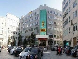 Super 8 Hotel Zhengzhou Er Qi Square