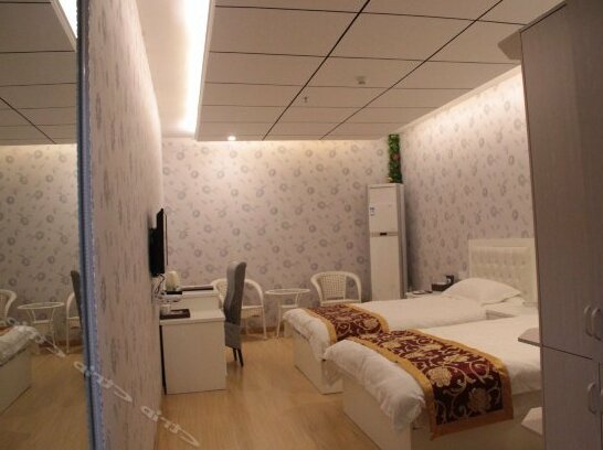 Fashion Theme Hotel - Photo3