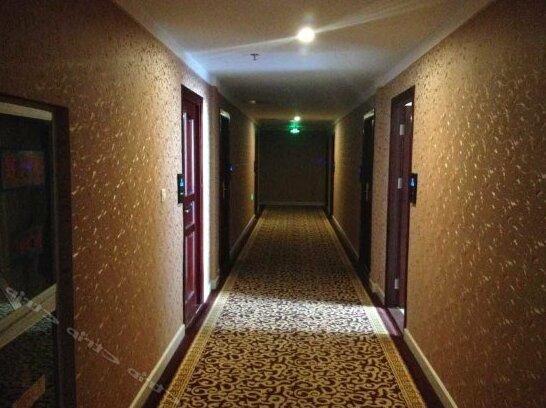 Golden Ocean Hotel Zhenjiang - Photo2