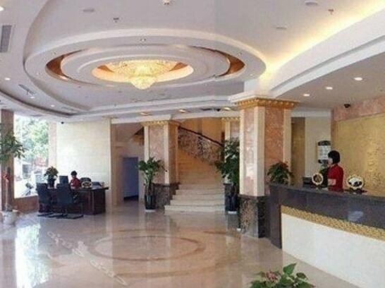 Golden Sunshine Hotel - Photo3