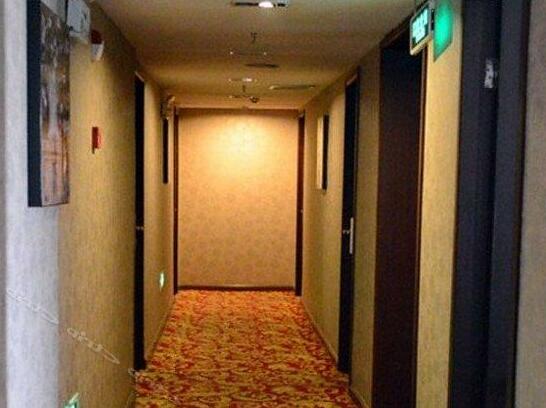 Golden Sunshine Hotel - Photo4