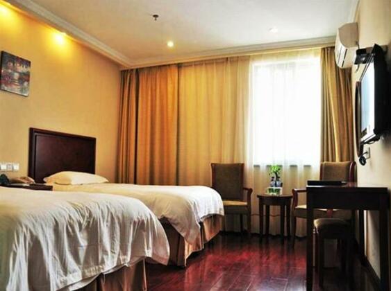GreenTree Inn Jiangsu Zhenjiang Yidu Building Materials city Express Hotel - Photo2