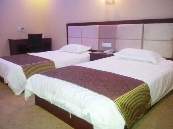 Hexiangcun Business Hotel - Photo2