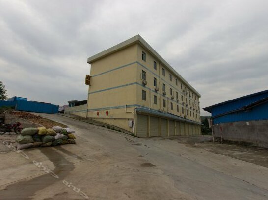Zhongshan South District Zhongyeda Logistics Center Inn