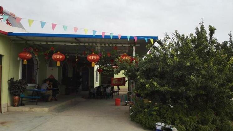 Shapotou Xujia Farm Stay