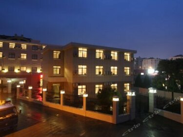 Donggang Ruiyi Hotel