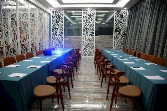 Caleche Apartment Hotel - Photo3