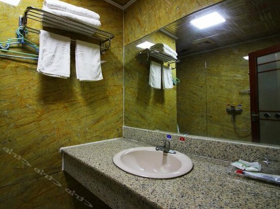 Chenlong Hotel Zhuhai - Photo5