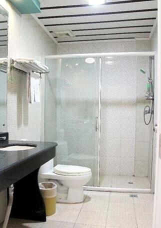 Gold Taizi Hotel - Photo5