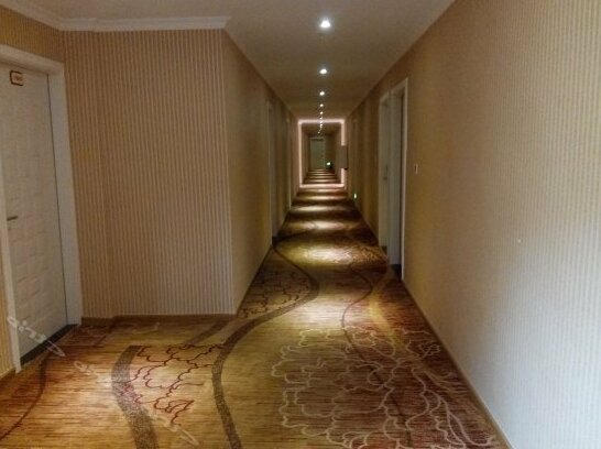 Impression Hotel Zhuhai - Photo3
