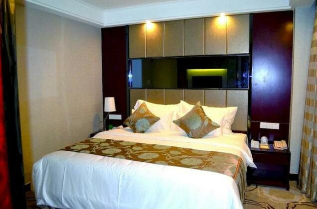 Manhatton Hotel Zhuhai - Photo4