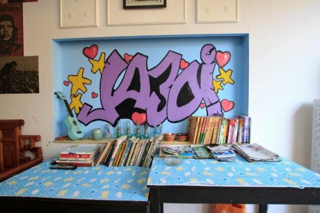 Zhuhai No 10 Youth Hostel - Photo5