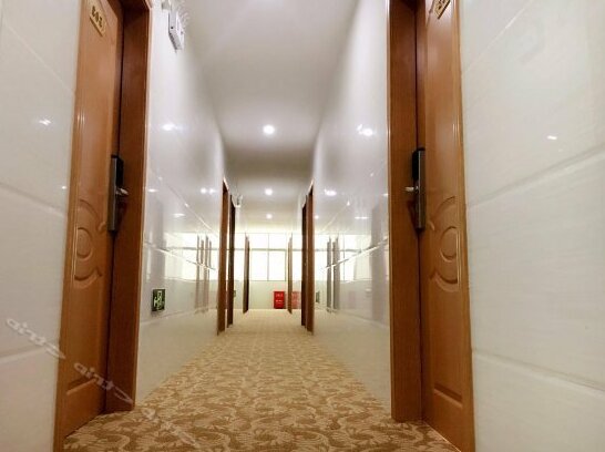 Zhuhai Twenty Four Hours Traders Hotel - Photo3