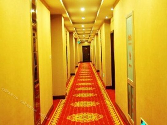 Crown Bussiness Hotel Zhumadian Jiefang Road - Photo4
