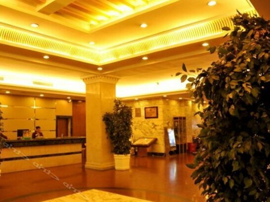 Jianyuan Hotel Zhumadian - Photo3