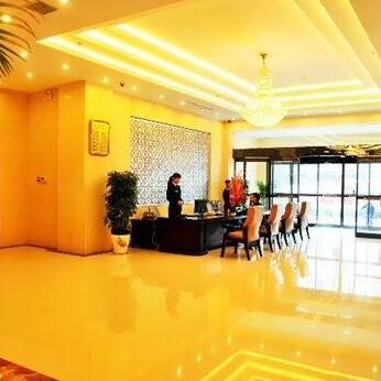 Zhumadian Crown Business Hotel - Photo2