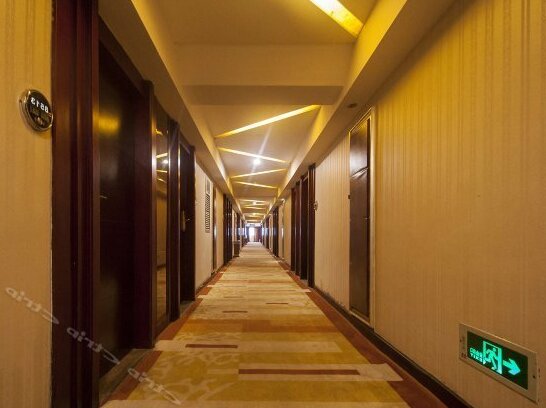 Guofu Business Hotel - Photo5