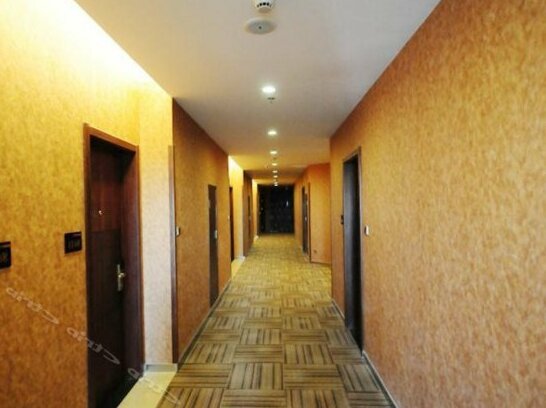 Lumeng Kaersen Business Hotel - Photo4