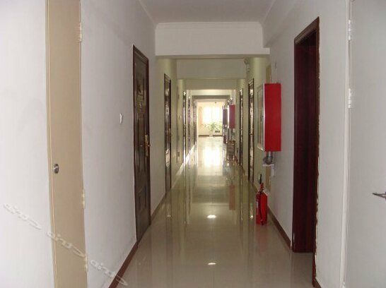 Yuyu Business Hotel - Photo4