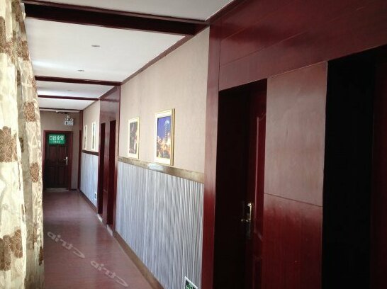 Sangchengyinxiang Business Hotel - Photo4