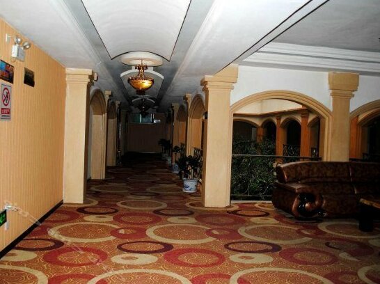 Crown Holiday Hotel Zunyi - Photo5