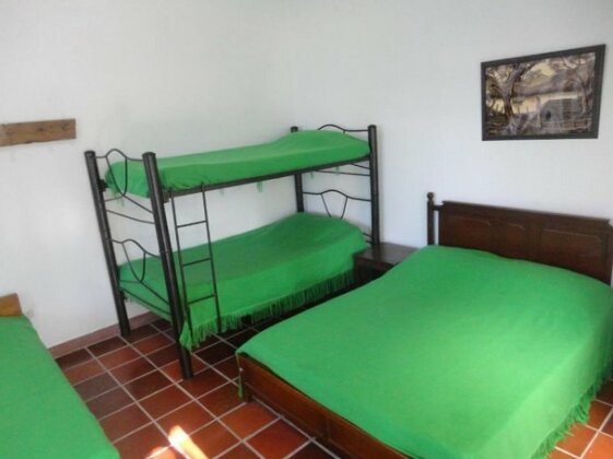  Photo 2